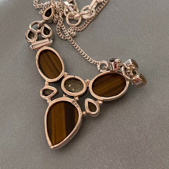 Beautiful Tiger Eye and Gemstone Necklace. - Picture 2 of 6